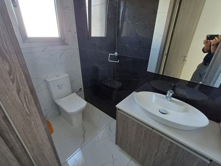 Image No.21-2 Bed Apartment for sale