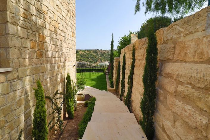 Image No.25-4 Bed Villa for sale