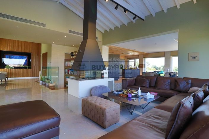 Image No.8-4 Bed Villa for sale