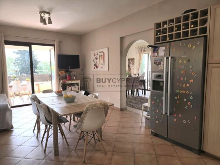 Image No.8-Villa de 4 chambres à vendre à Chlorakas