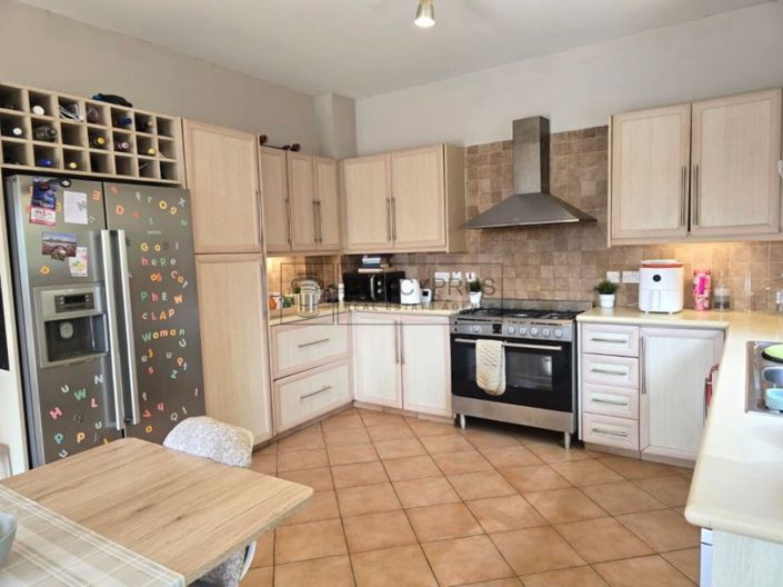 Image No.9-Villa de 4 chambres à vendre à Chlorakas