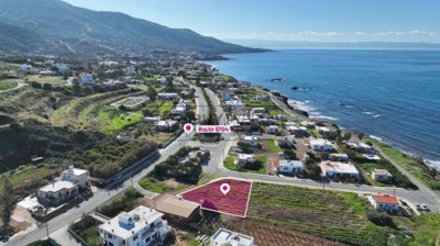 Residential Land  For Sale  in  Pomos