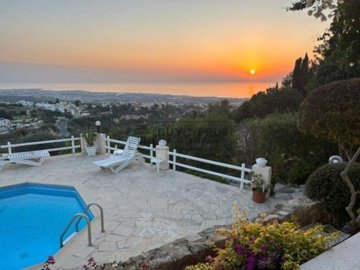 Detached Villa For Sale  in  Kamares - Tala