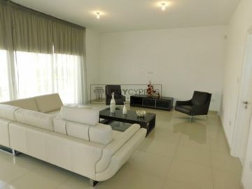 Detached Villa For Sale  in  Kissonerga