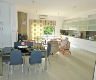 Detached Villa For Sale  in  Kissonerga