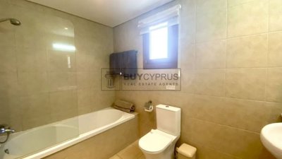 Apartment For Sale  in  Aphrodite Hills