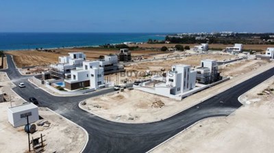 Detached Villa For Sale  in  Yeroskipou