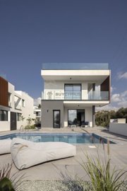 Detached Villa For Sale  in  Chlorakas