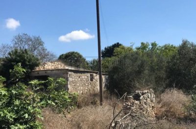 Stone House For Sale  in  Ineia