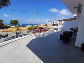 Detached Villa For Sale  in  Sea Caves