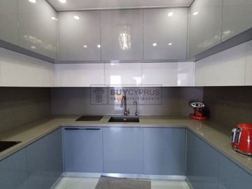 Detached Villa For Sale  in  Sea Caves