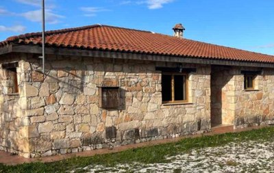 Stone House For Sale  in  Ayios Amvrosios