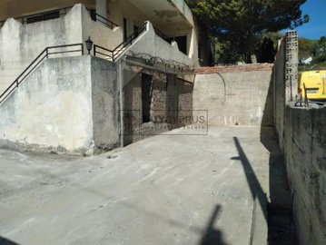 Detached Villa For Sale  in  Stroumpi
