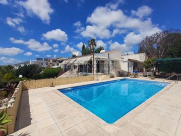 Detached Villa For Sale  in  Mesa Chorio