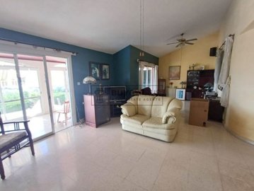 Detached Villa For Sale  in  Mesa Chorio