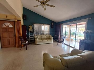 Detached Villa For Sale  in  Mesa Chorio