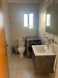 Apartment For Sale  in  Tombs of the Kings