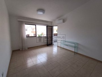 Apartment For Sale  in  Chlorakas