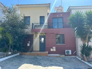 Town House For Sale  in  Kissonerga