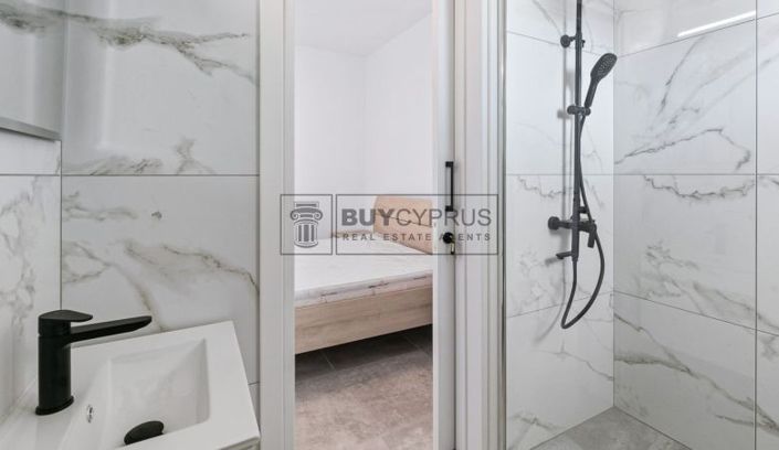 Image No.18-3 Bed Apartment for sale