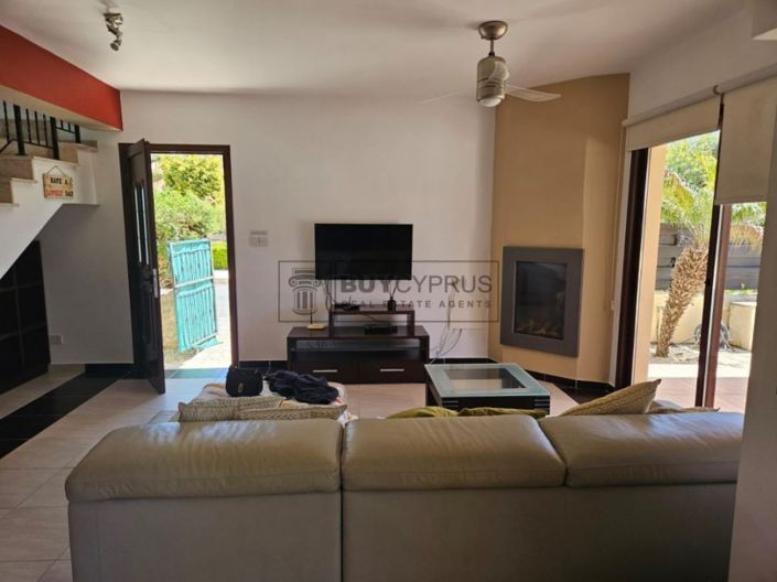 Image No.5-Villa de 4 chambres à vendre à Chlorakas