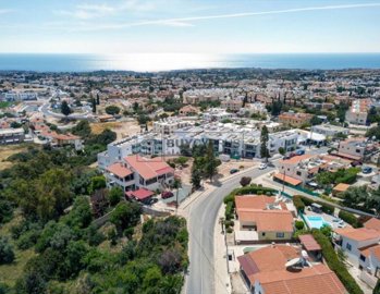 Apartment For Sale  in  Peyia
