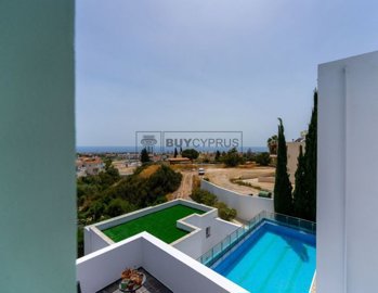 Apartment For Sale  in  Peyia