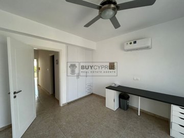 Town House For Sale  in  Chlorakas