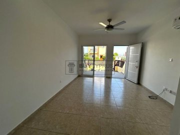 Town House For Sale  in  Chlorakas