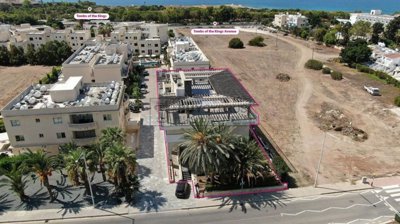 Building For Sale  in  Tombs of the Kings