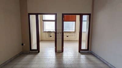 Building For Sale  in  Town Center