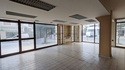Building For Sale  in  Town Center
