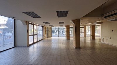 Building For Sale  in  Town Center