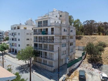 Building For Sale  in  Agioi Omologites