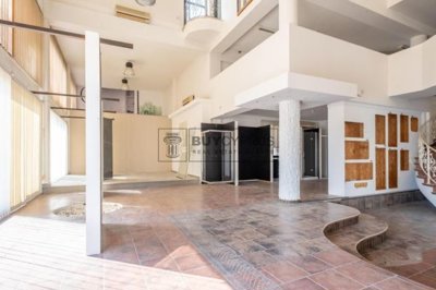 Building For Sale  in  Engomi