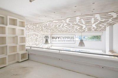 Building For Sale  in  Agioi Omologites