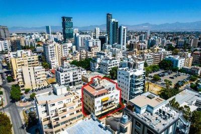 Building For Sale  in  Agioi Omologites