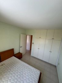 IMG-649-649-10
