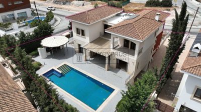 Detached Villa For Sale  in  Kalogiri
