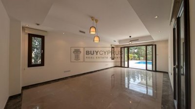 Detached Villa For Sale  in  Kalogiri