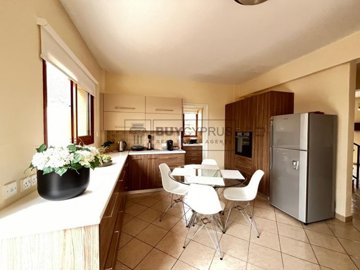 Detached Villa For Sale  in  Emba