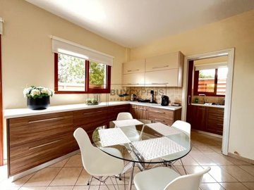 Detached Villa For Sale  in  Emba