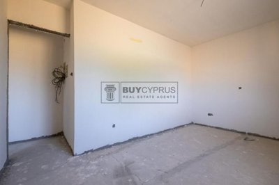 Apartment For Sale  in  Kato Polemidia