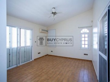 Detached Villa For Sale  in  Peyia