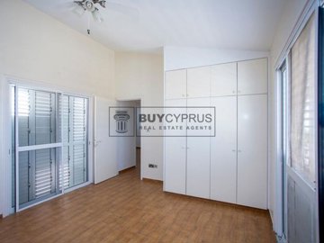 Detached Villa For Sale  in  Peyia