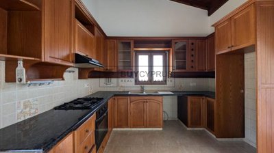 Detached Villa For Sale  in  Koili