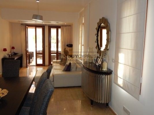 Image No.5-Villa de 5 chambres à vendre à Aphrodite Hills