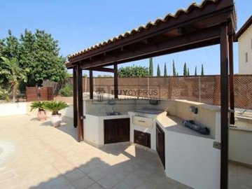 Detached Villa For Sale  in  Aphrodite Hills