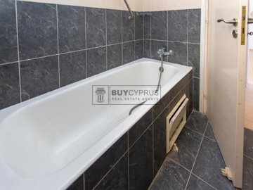 Apartment For Sale  in  Kato Paphos