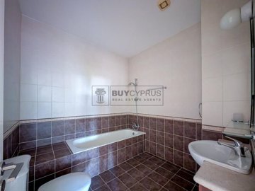 Apartment For Sale  in  Peyia